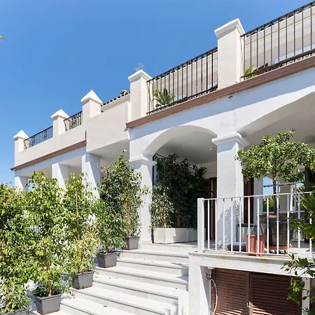 Holiday home Beautifully Renovated Summer House Pass The Keys