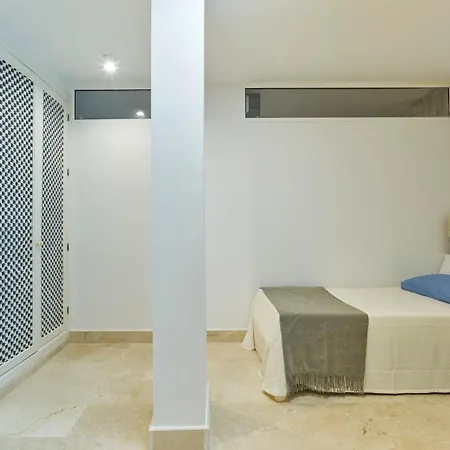 Holiday home Beautifully Renovated Summer House Pass The Keys *