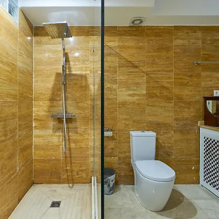 Beautifully Renovated Summer House Pass The Keys Holiday home